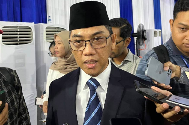 Komdigi Blokir Grup Facebook Fantasi Sedarah Terkait Konten Inses